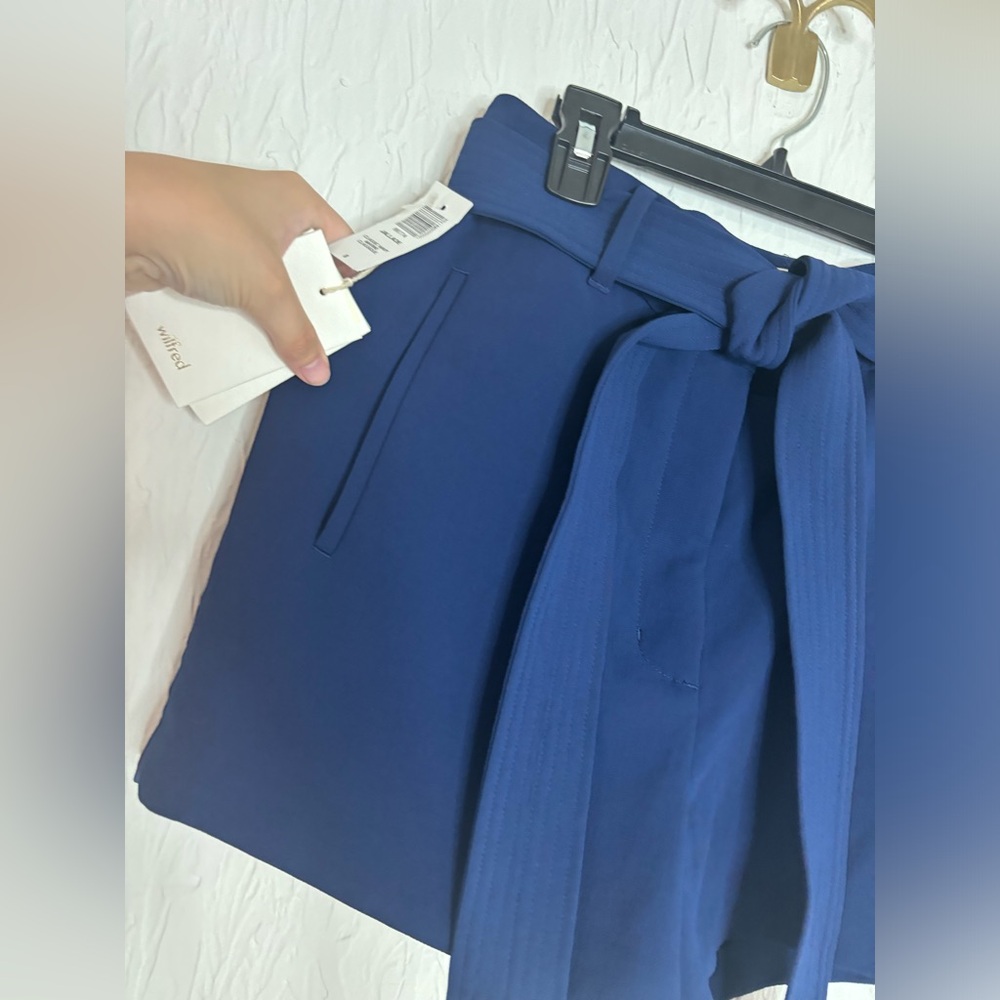 Wilfred High Waist Shorts - Navy Blue